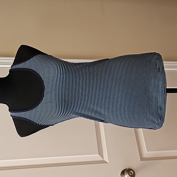 216. Lululemon Cool Racerback Tank - Picture 2 of 8